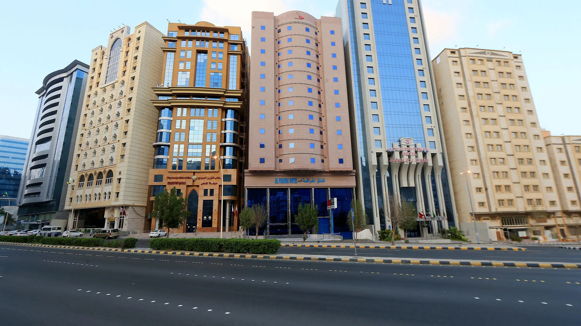 Snood Aljanoubia Mecca