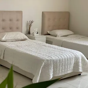 https://15-medina.medinahotel.net