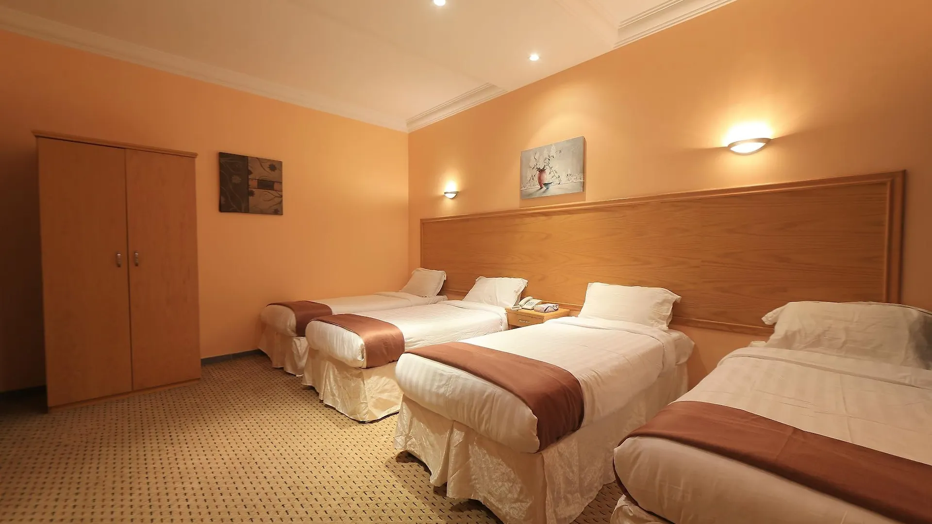 ****  Snood Al Azizya Hotel Mecca Saudi Arabia